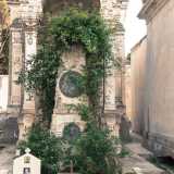 Altra opera degna di nota � il sarcofago dedicato a Giuseppe Cencini, opera dello scultore Raffaello Romanelli